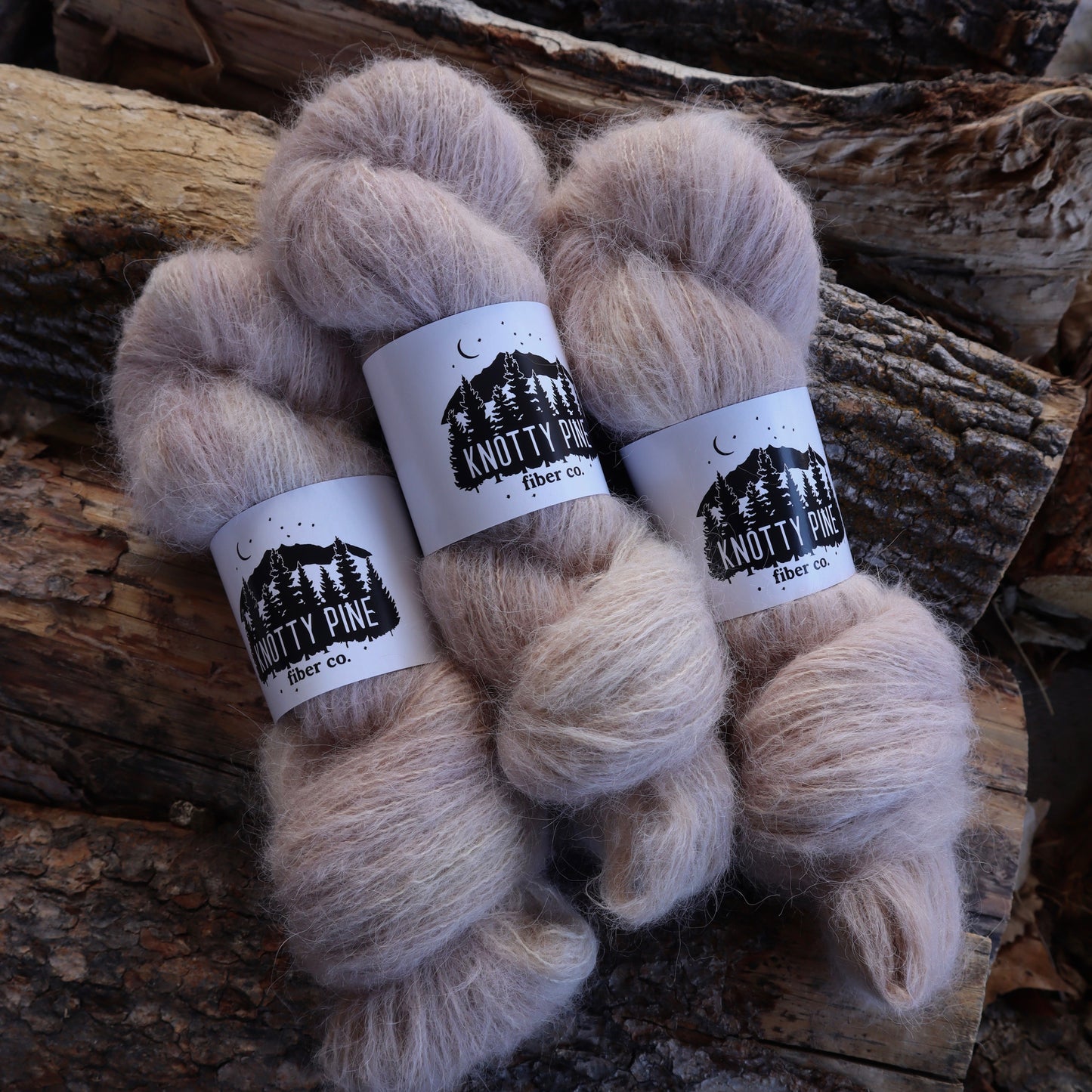 Heirloom Quilt (Jackalope Suri)