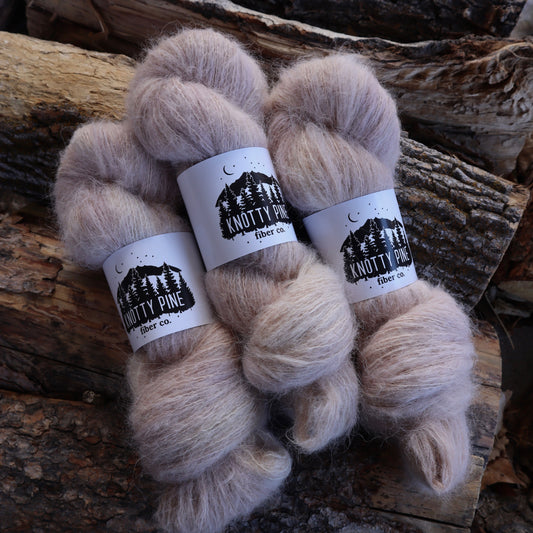 Heirloom Quilt (Jackalope Suri)