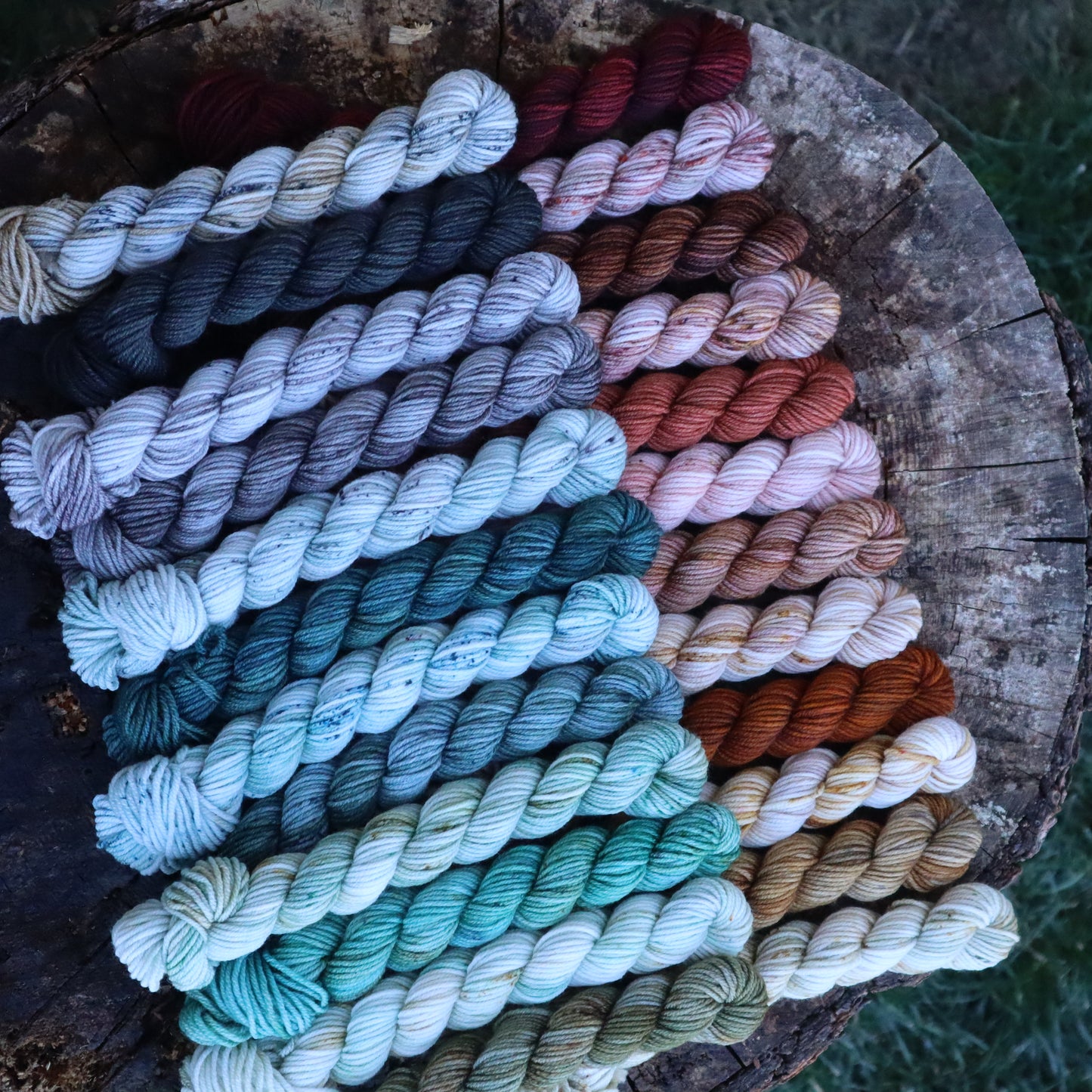 A Very Knotty Advent Collection (Full Skein Pre-Order/February)